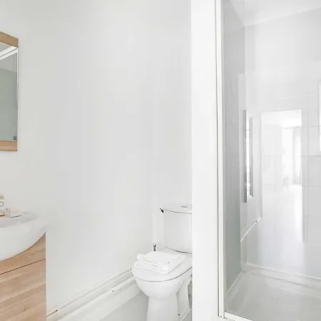 Charming 3br6p - Serres -1 Apartament *