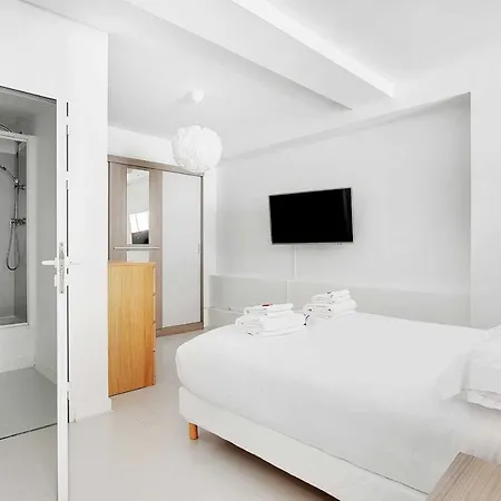 Charming 3br6p - Serres -1 *